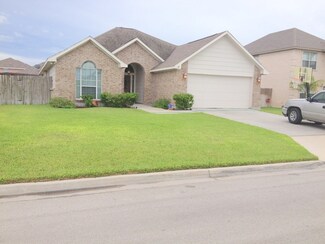 2201 Margaret Ln, Kingsville, TX 78363