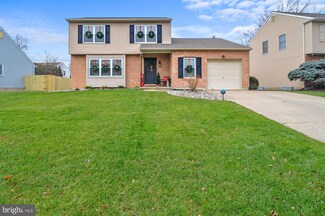 8 Jaymar Blvd, Newark, DE 19702