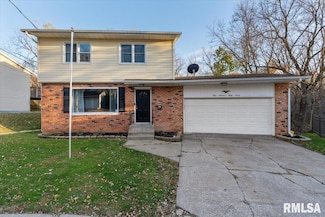 337 5th Street Ct, Silvis, IL 61282