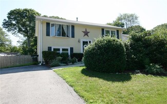 15 Meadowrue Trail, Saunderstown, RI 02874