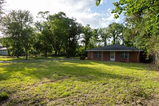 2732 De Soto St, Houston, TX 77091