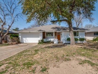 917 Golden Trophy Dr, Dallas, TX 75232