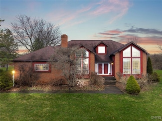 6008 E Lake Rd, Auburn, NY 13021