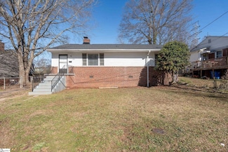104 Langston Dr, Greenville, SC 29617