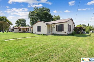 1301 W 10th St, Mc Gregor, TX 76657