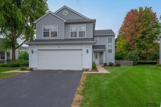 17 Ivy Ct, South Elgin, IL 60177