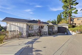 760 Luton Dr, Glendale, CA 91206