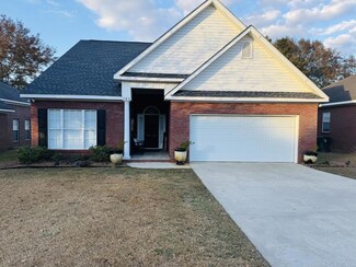 707 Frankfort Dr, Dothan, AL 36305