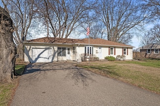 8536 5th Ave S, Bloomington, MN 55420