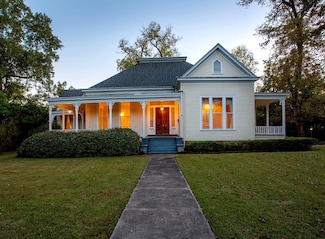 321 W Barbour St, Eufaula, AL 36027