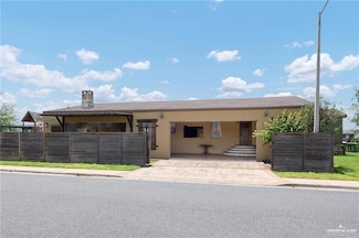 901 Sevilla Ave, Alamo, TX 78516