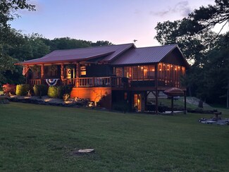 21754 Farm Road 2267, Eagle Rock, MO 65641