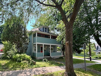 59 Catherine St, Burlington, VT 05401