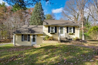 22 Granite St, Medway, MA 02053