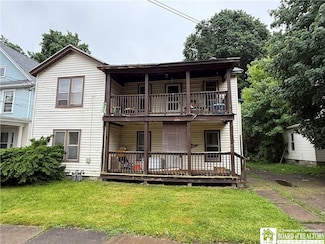 28 W 9th St, Jamestown, NY 14701