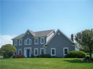 59 Friends Ln, Honeoye Falls, NY 14472