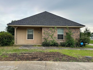 113 Willard Ln, Opelousas, LA 70570