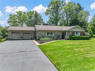 1033 Colvin Dr, Beaver, PA 15009