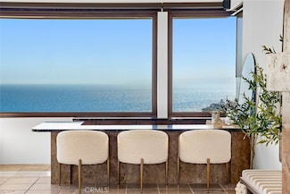 523 Emerald Bay, Laguna Beach, CA 92651
