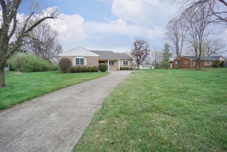 4148 Creek Rd, Cincinnati, OH 45241