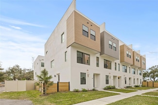 305 15th St N, Saint Petersburg, FL 33705