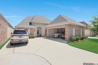 8161 Seville Ct, Baton Rouge, LA 70820