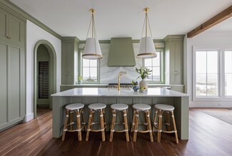 1463 Allen St, Mount Pleasant, SC 29464