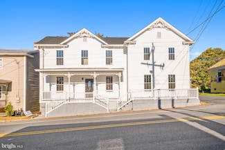 113 S Main St, Mount Crawford, VA 22841