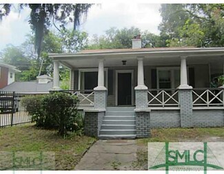 1112 E Victory Dr, Savannah, GA 31404