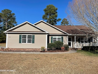 110 Flat Rock Ln, Richlands, NC 28574