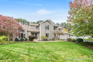 6363 Glenstone Dr SE, Grand Rapids, MI 49546
