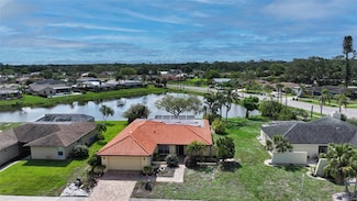 1677 Fleetwood Dr, Sarasota, FL 34232