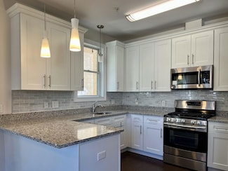 140 36th St Unit 305, Union City, NJ 07087