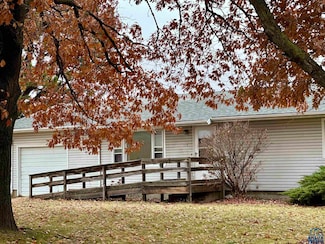 115 E 12th St, Storm Lake, IA 50588