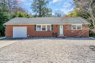 64 Clearwater Dr, Waretown, NJ 08758