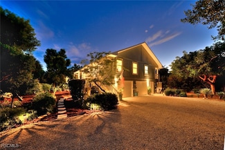 1490 Sand Castle Rd, Sanibel, FL 33957