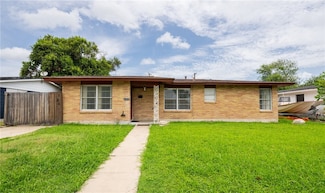 4122 Barnes St, Corpus Christi, TX 78411