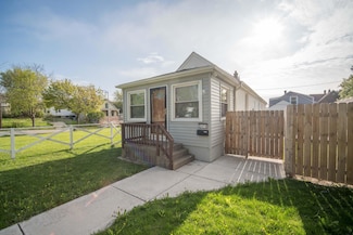 2470 N Buffum St, Milwaukee, WI 53212