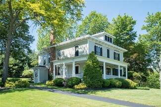 4400 Lower Mountain Rd, Lockport, NY 14094