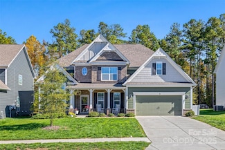 1370 Englewood Dr, Lake Wylie, SC 29710