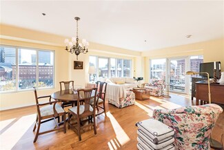 200 Exchange St Unit 317, Providence, RI 02903