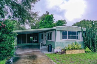 4652 Orange Blossom Dr, Zephyrhills, FL 33542