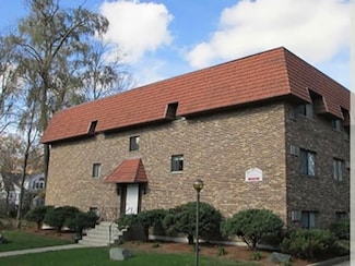 12 Melrose Terrace Unit 5, Wakefield, MA 01880