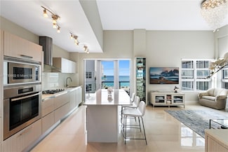 3739 Collins Ave Unit N-605, Miami Beach, FL 33140