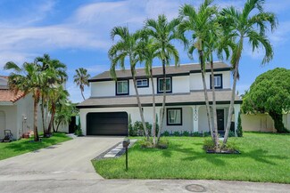 2800 W Aviary Dr, Hollywood, FL 33026