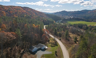 1374 Old Silo Rd, Saint Johnsbury, VT 05819