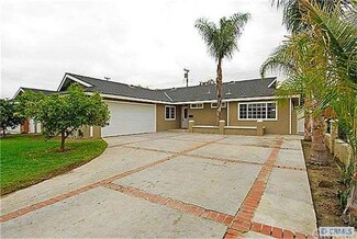1904 W Saint Anne Place, Santa Ana, CA 92704