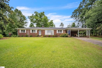103 W Crestview St, Landrum, SC 29356