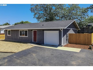 180 SE Darrell Ave, Winston, OR 97496