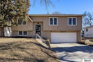 5017 Terrace Dr, Omaha, NE 68134
